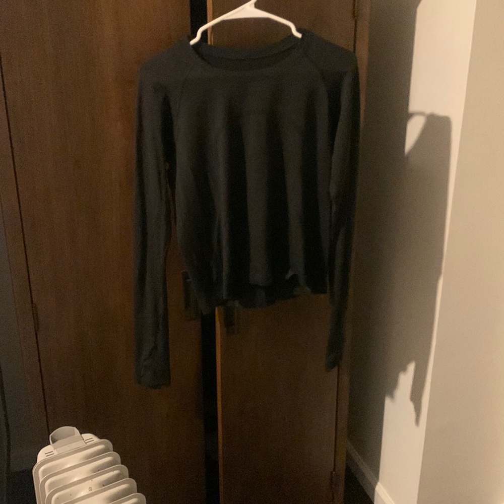 Lululemon Swiftly Tech long sleeve shirt, race length